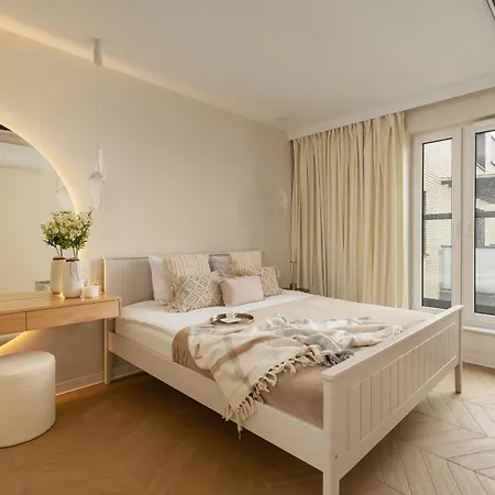 Pure Premium Raclawicka Apartment *